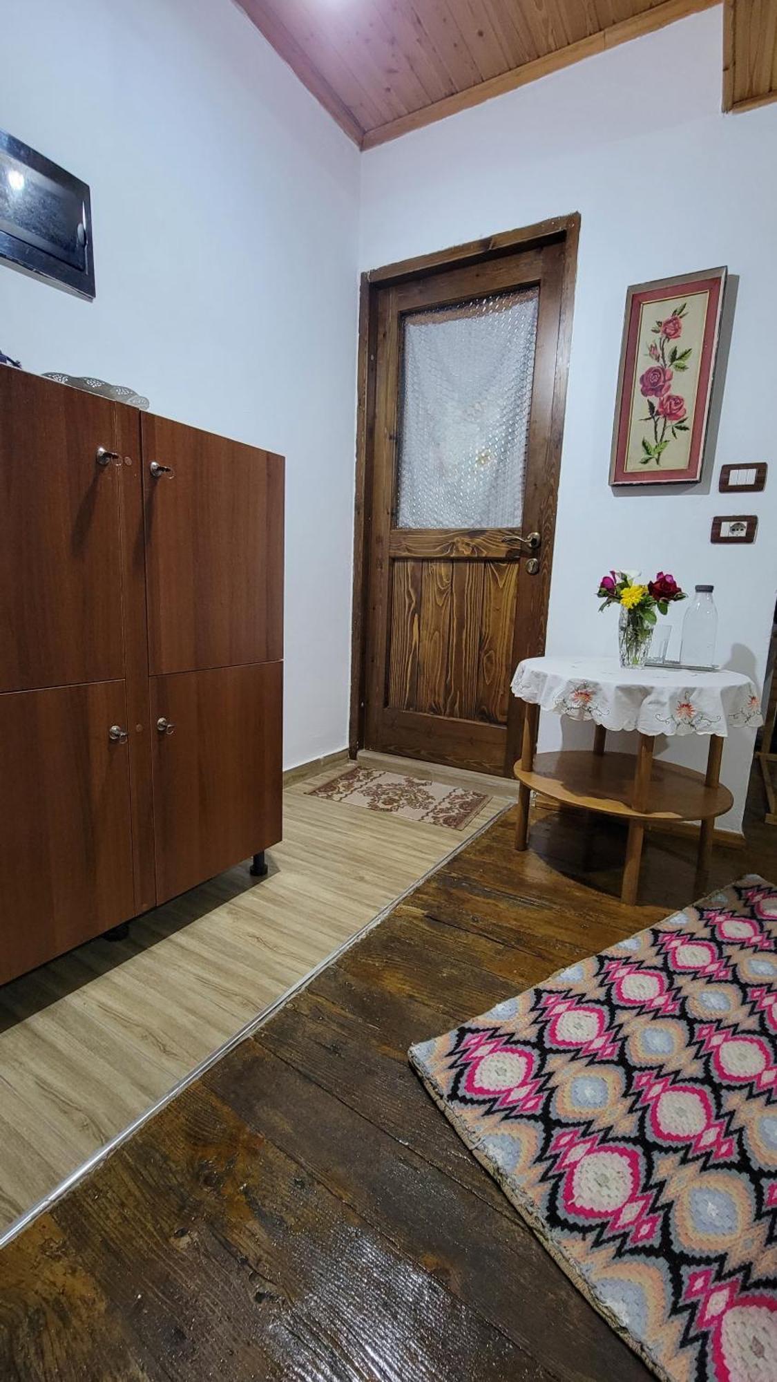 Hostel Mangalem *
