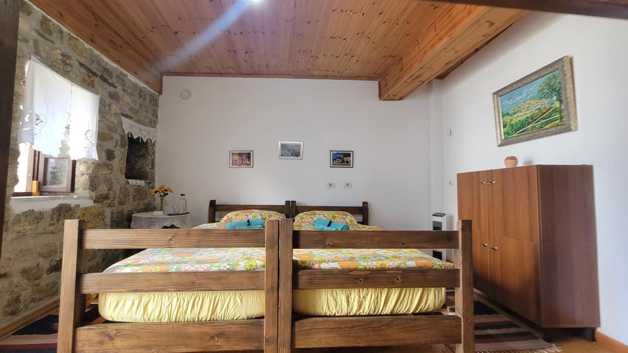 Mangalem Hostel *